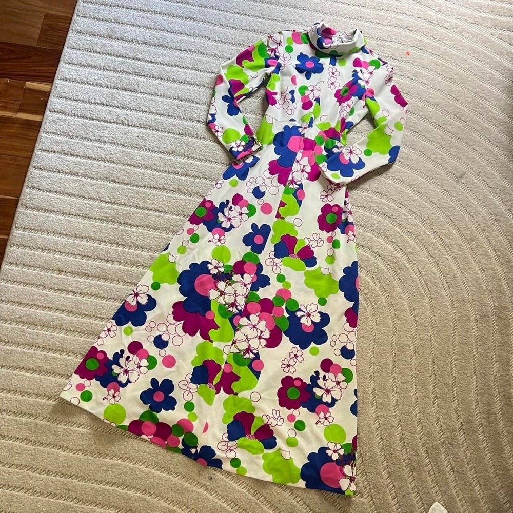 VTG 70s JC Penny Hawaiian Maxi Dress size S/M Bright Floral Mod Summer Party